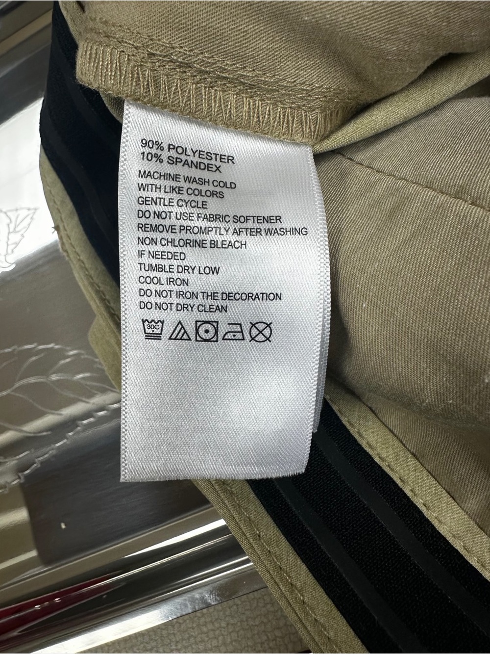 Men's Tommy Bahama Chino Pants in Light Beige - Picture 4 of 4